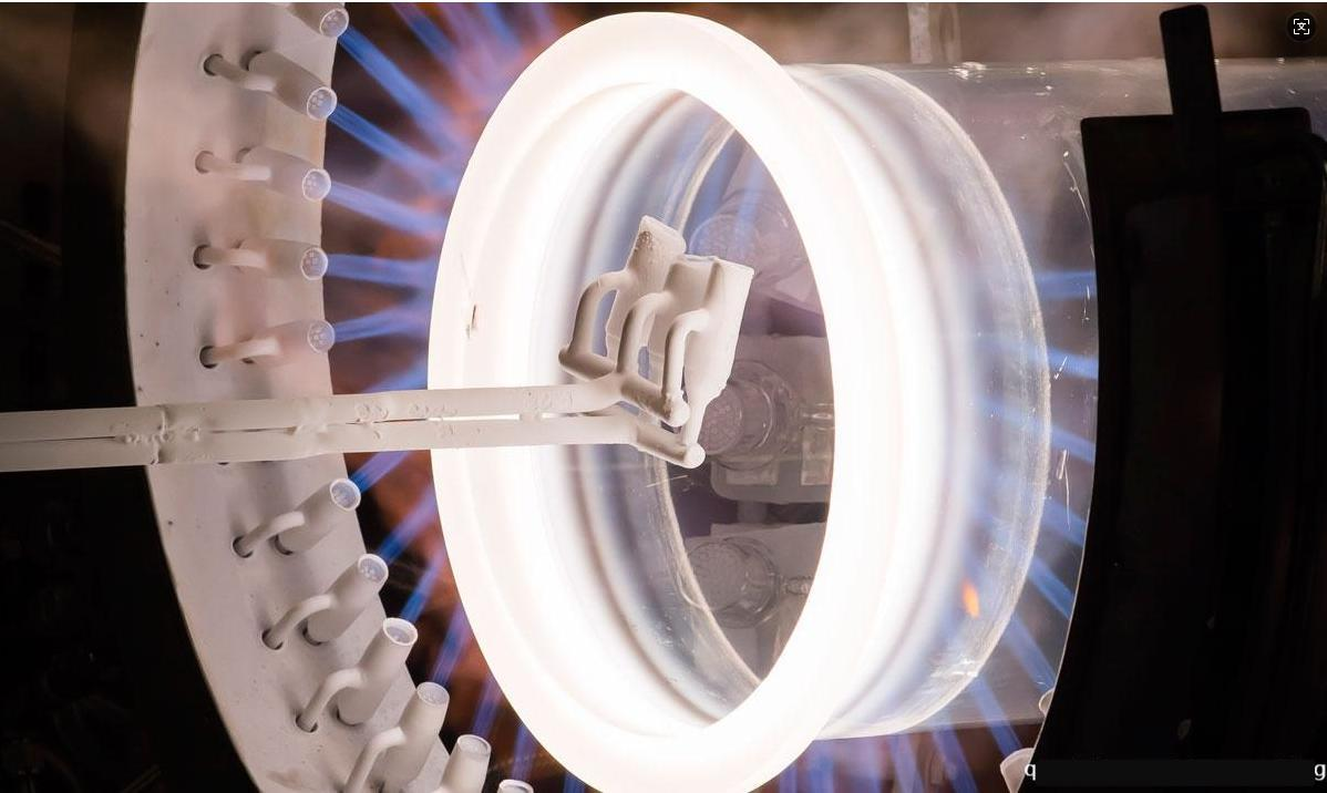 Zeintzuk dira kuartzoaren aplikazio desberdinak erdieroaleen fabrikazioan?